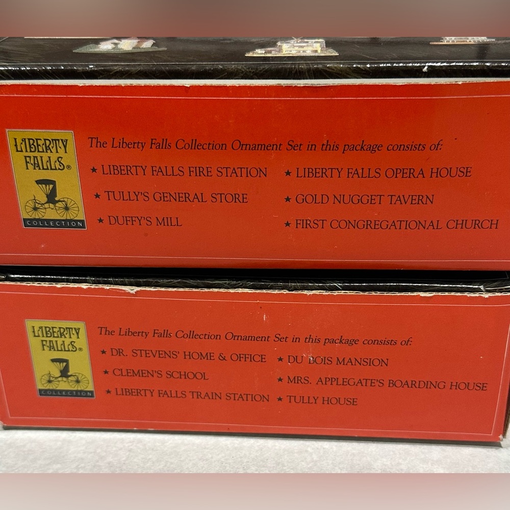 2 Liberty Falls Christmas Tree
Ornament Sets W/ 12 Individually
Hand Painted - Picture 2 of 16